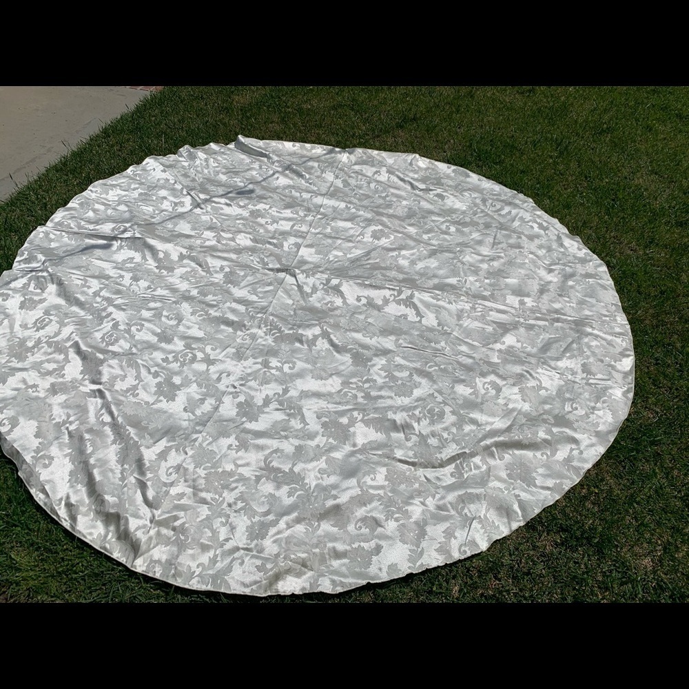 Table cloths - Picture 6 of 7